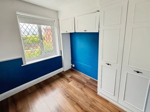 Bedroom- click for photo gallery